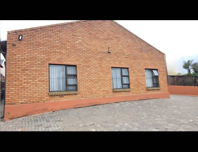 3 BEDROOM PROPERTY TO RENT IN ERASMIA